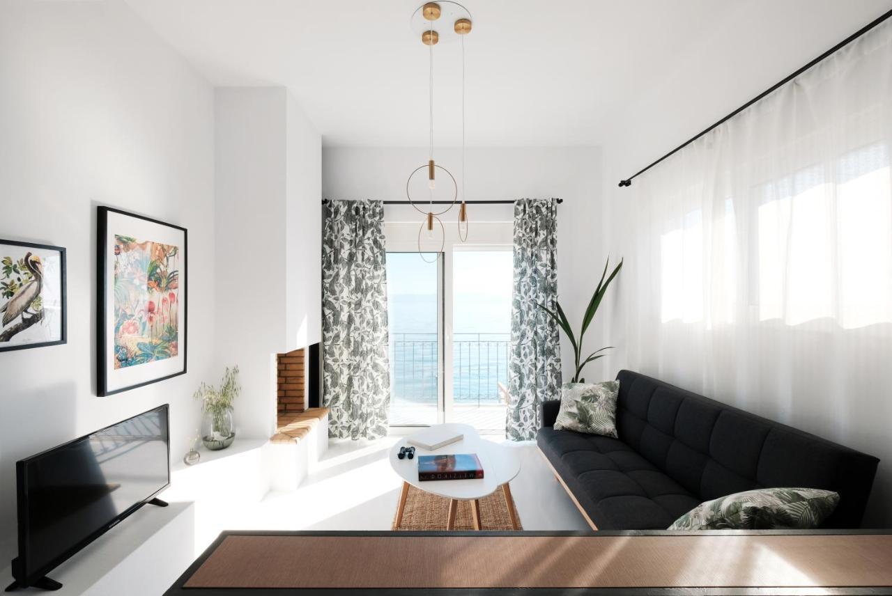 Villa Zen Minimal Luxury Housing Tyros Extérieur photo